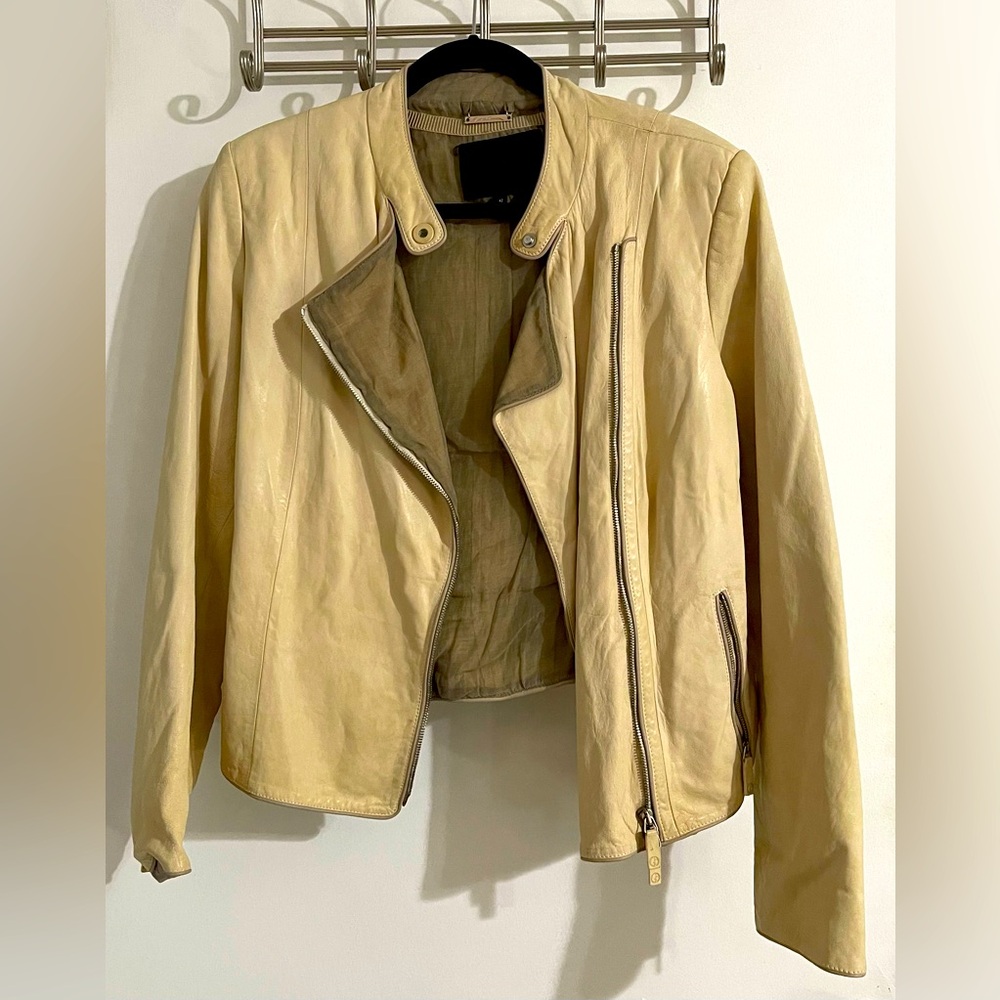 Giorgio Armani women’s lambskin jacket size 42